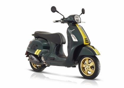 2021 Vespa GTS Super 300 Racing Sixties 1