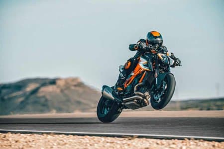 2022 KTM 1290 SUPER DUKE R EVO 3