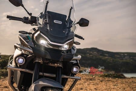 CFMOTO MT800 TOURING 2