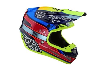 Troy Lee Designs SE4 Karbon Kask 2