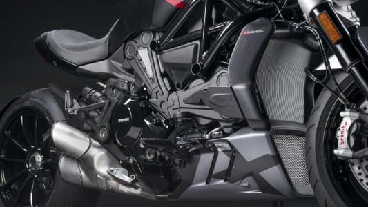 2021 Ducati XDiavel Black Star 6