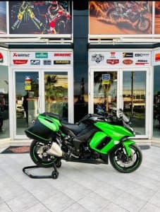 2016 Kawasaki Z1000SX 8