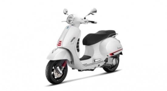 2022 VESPA GTS 300 SUPERSPORT 2